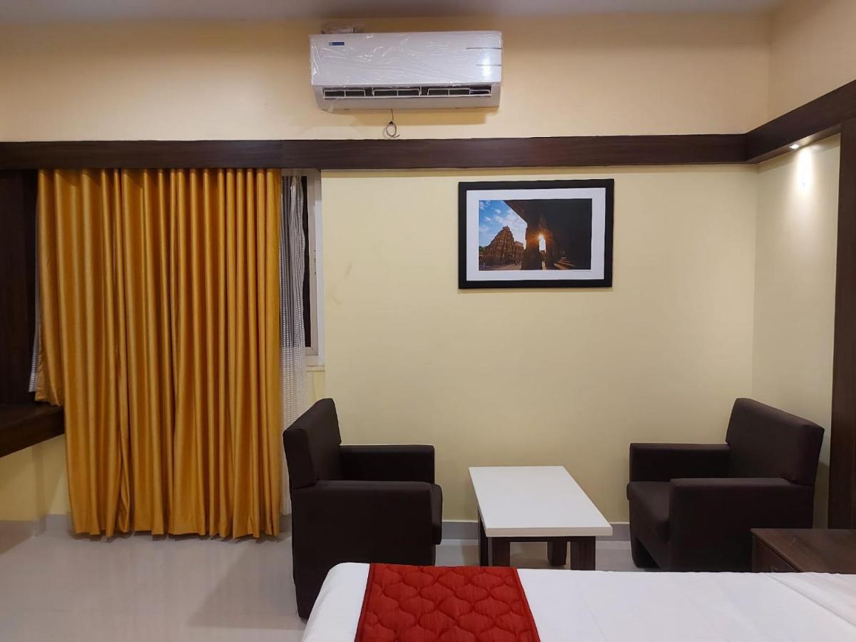 Sri Balaji Grand Hotel Kumbakonam Exterior photo